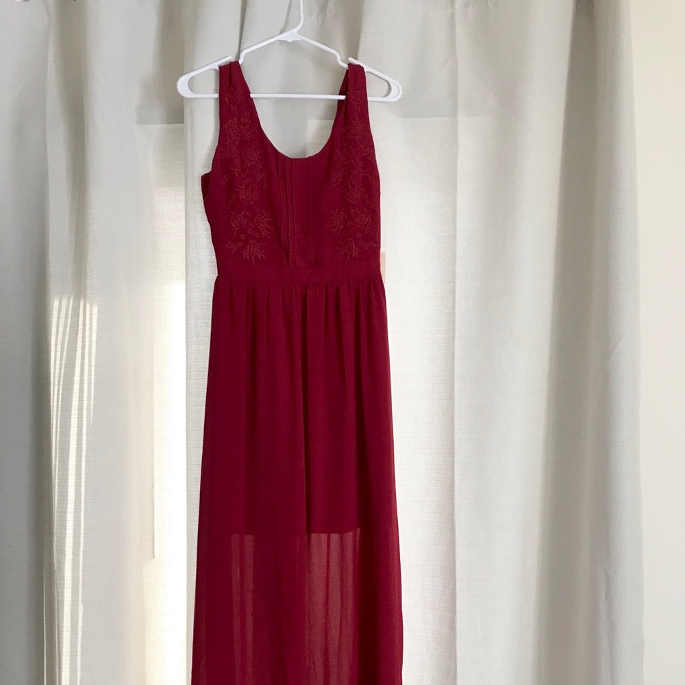 Sleeveless Maxi Dress